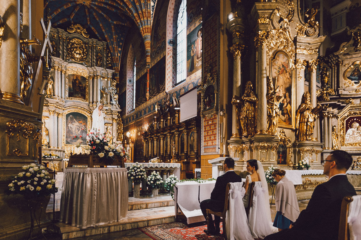 Fotografia ślubna Kalisz - katedra św. Mikołaja